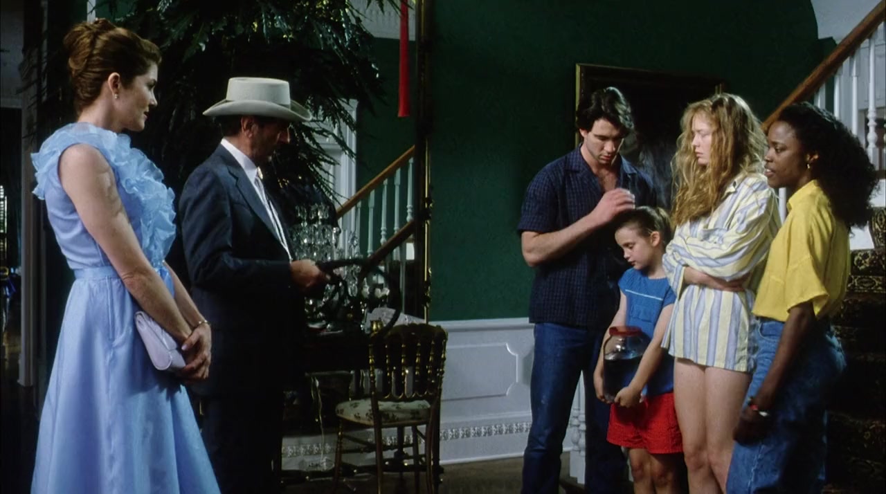 Twister Movie Trailer - Suggesting Movie