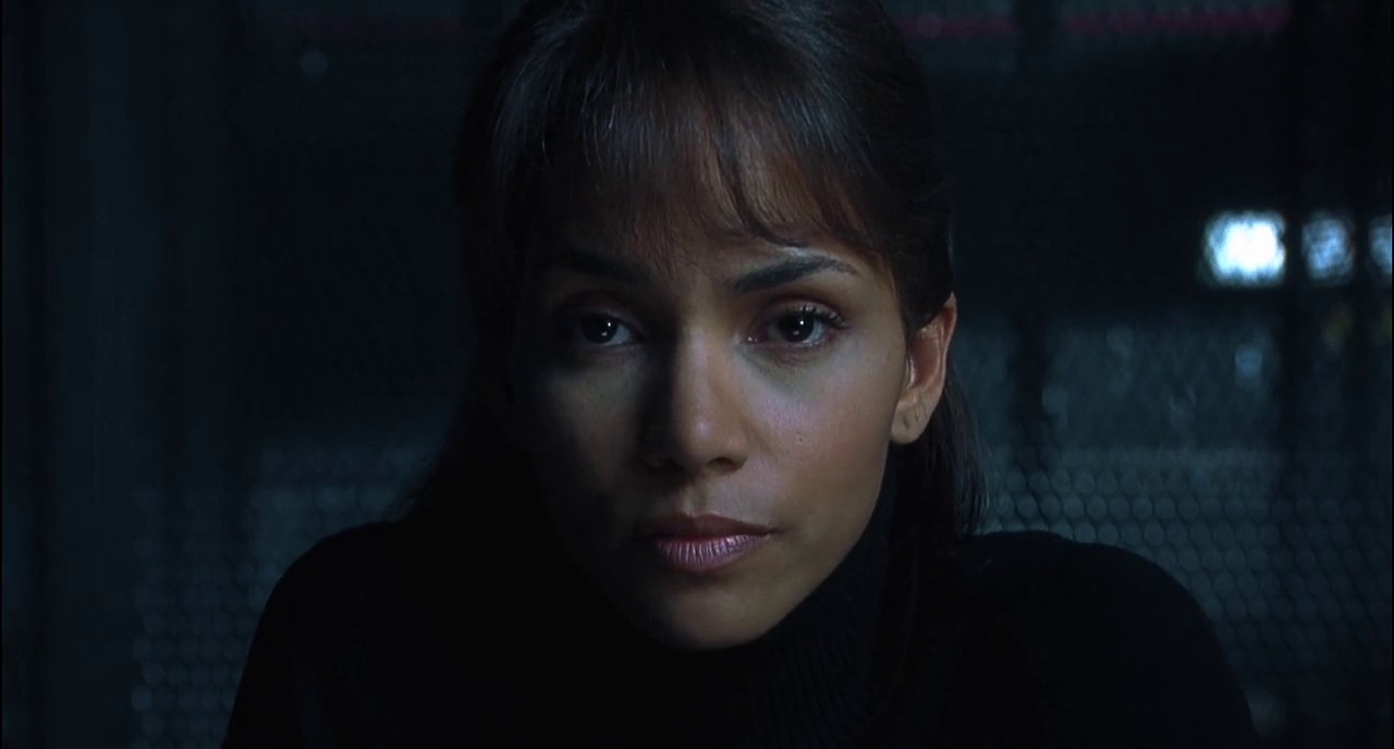 Gothika Movie Trailer Suggesting Movie