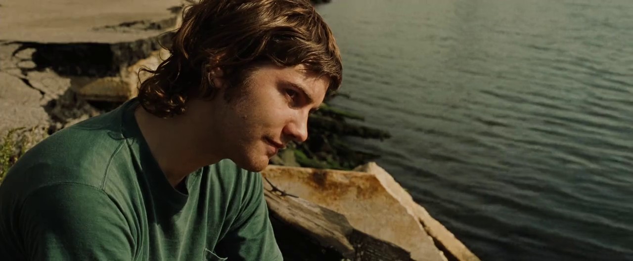Across the Universe Movie Trailer - Suggesting Movie