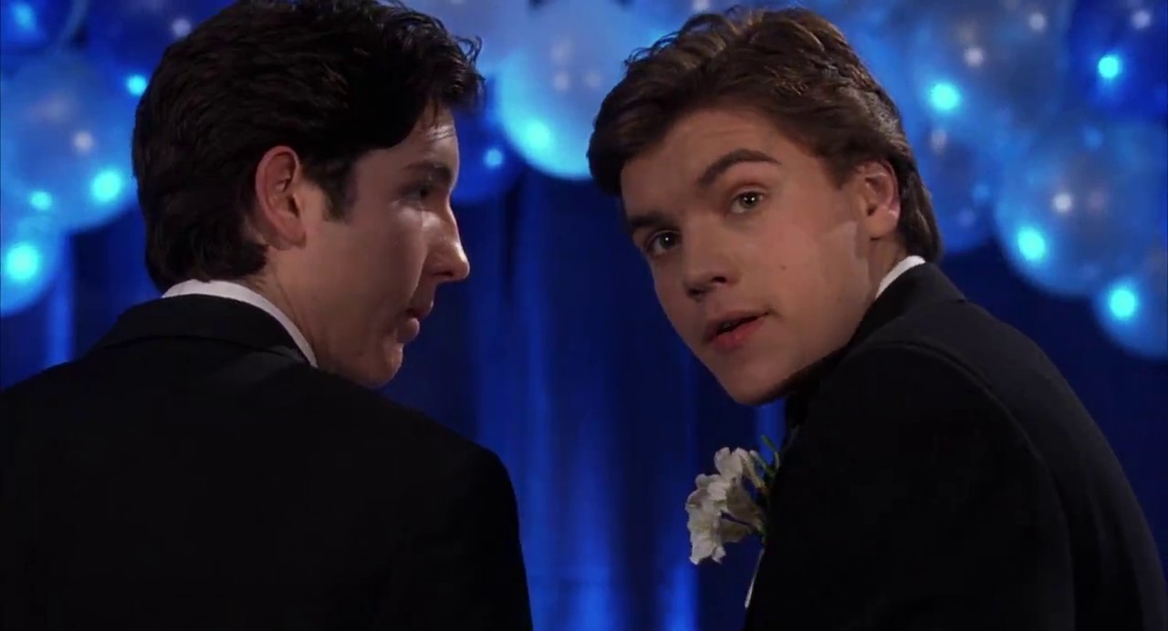 The Girl Next Door Movie Trailer Suggesting Movie