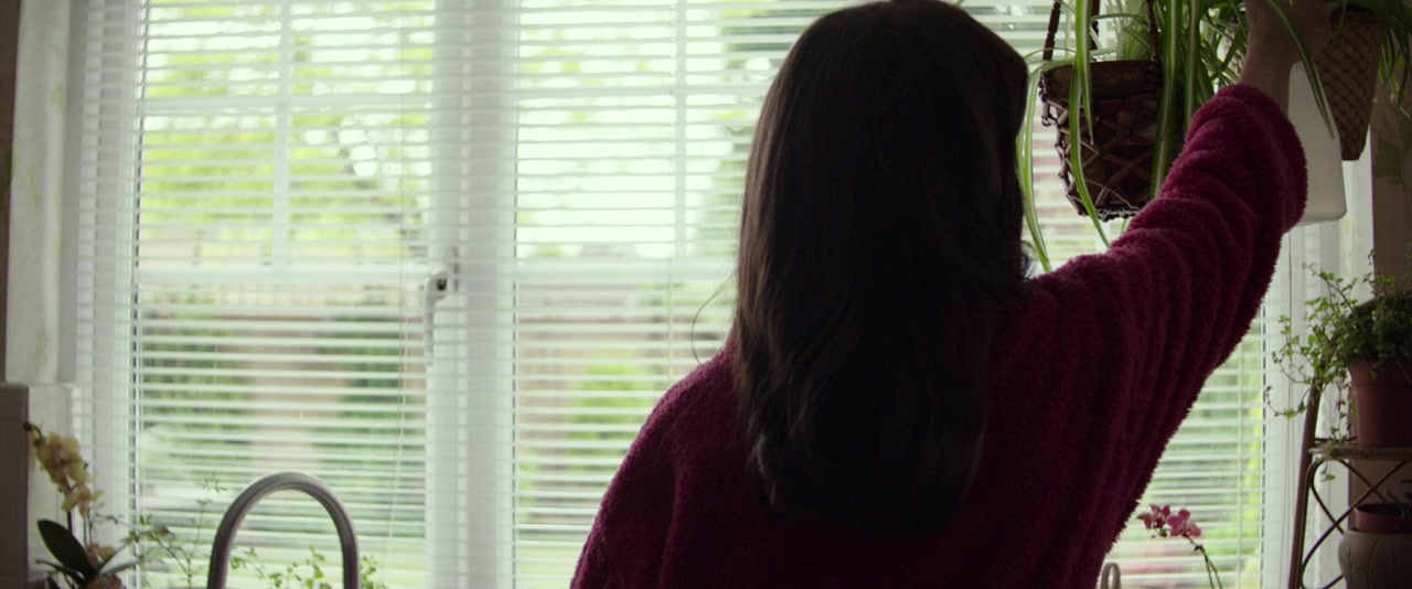 Una Movie Trailer Suggesting Movie